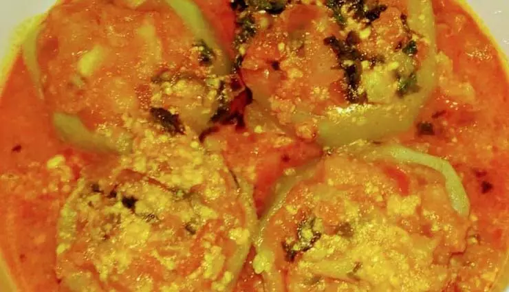 Stuffed Bottle Gourd: एक ही सब्जी खाकर बोर हो गए हैं तो इस बार ट्राई करें ये टेस्टी डिश Stuffed Bottle Gourd: एक ही सब्जी खाकर बोर हो गए हैं तो इस बार ट्राई करें ये टेस्टी डिश