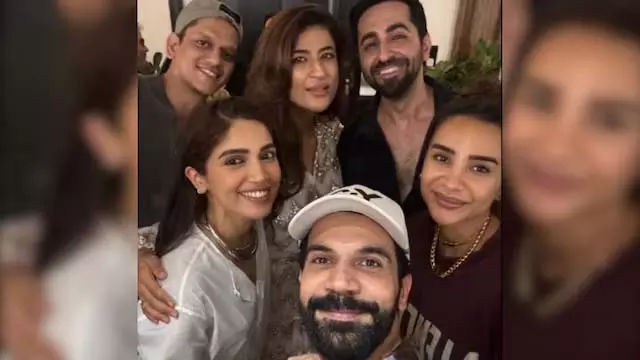 एक फ्रेम में तीन दमदार एक्टर्स, सोशल मीडिया पर छाई तस्वीर एक फ्रेम में तीन दमदार एक्टर्स, सोशल मीडिया पर छाई तस्वीर