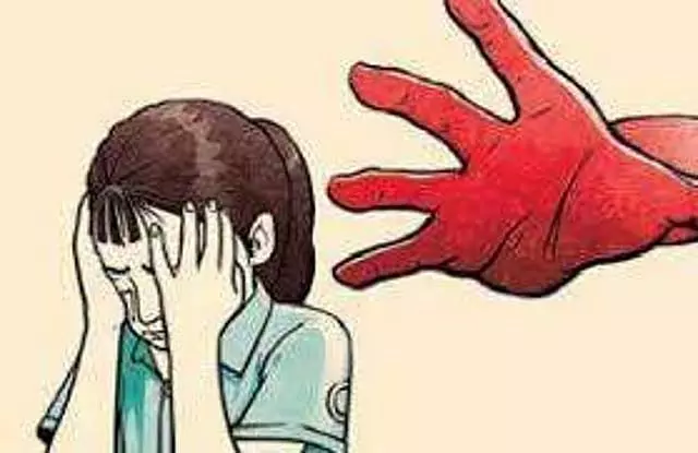 NEET परीक्षा में कम अंक आने पर पिता ने बेटी की पीट-पीटकर हत्या कर दी NEET परीक्षा में कम अंक आने पर पिता ने बेटी की पीट-पीटकर हत्या कर दी