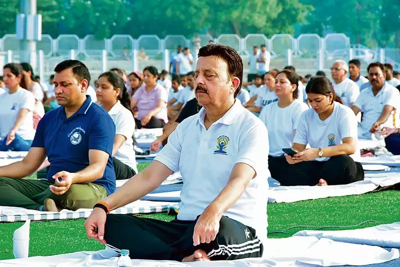 Haryana : दैनिक जीवन में योग को अपनाएं मंत्री राव नरबीर Haryana : दैनिक जीवन में योग को अपनाएं मंत्री राव नरबीर
