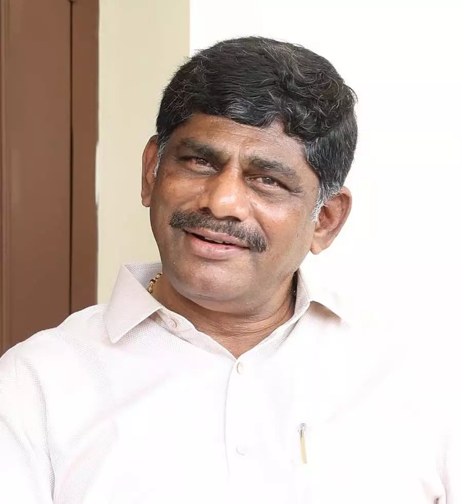 मेरे और ऐश्वर्या गौड़ा के बीच कोई वित्तीय लेन-देन नहीं हुआ: DK Suresh मेरे और ऐश्वर्या गौड़ा के बीच कोई वित्तीय लेन-देन नहीं हुआ: DK Suresh