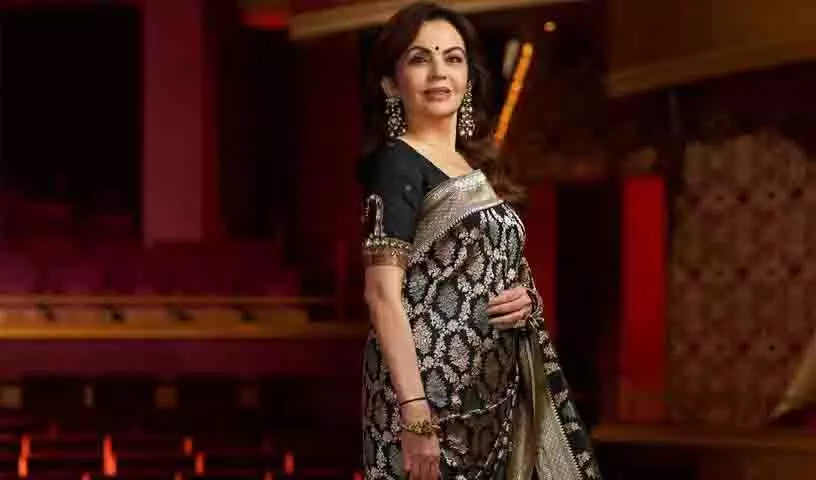 Nita Ambani ने दैनिक भोजन योजना के लिए हैदराबाद के बालकमपेट येल्लम्मा मंदिर को 1 करोड़ रुपये दान किए Nita Ambani ने दैनिक भोजन योजना के लिए हैदराबाद के बालकमपेट येल्लम्मा मंदिर को 1 करोड़ रुपये दान किए