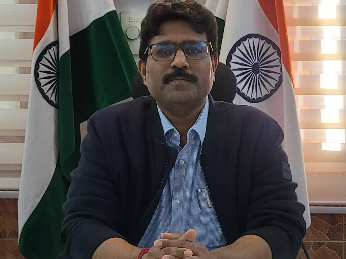 Jaipur: डॉ. रवि कुमार सुरपुर ने संभाला राज्य प्रदूषण नियंत्रण मंडल अध्यक्ष का कार्यभार Jaipur: डॉ. रवि कुमार सुरपुर ने संभाला राज्य प्रदूषण नियंत्रण मंडल अध्यक्ष का कार्यभार
