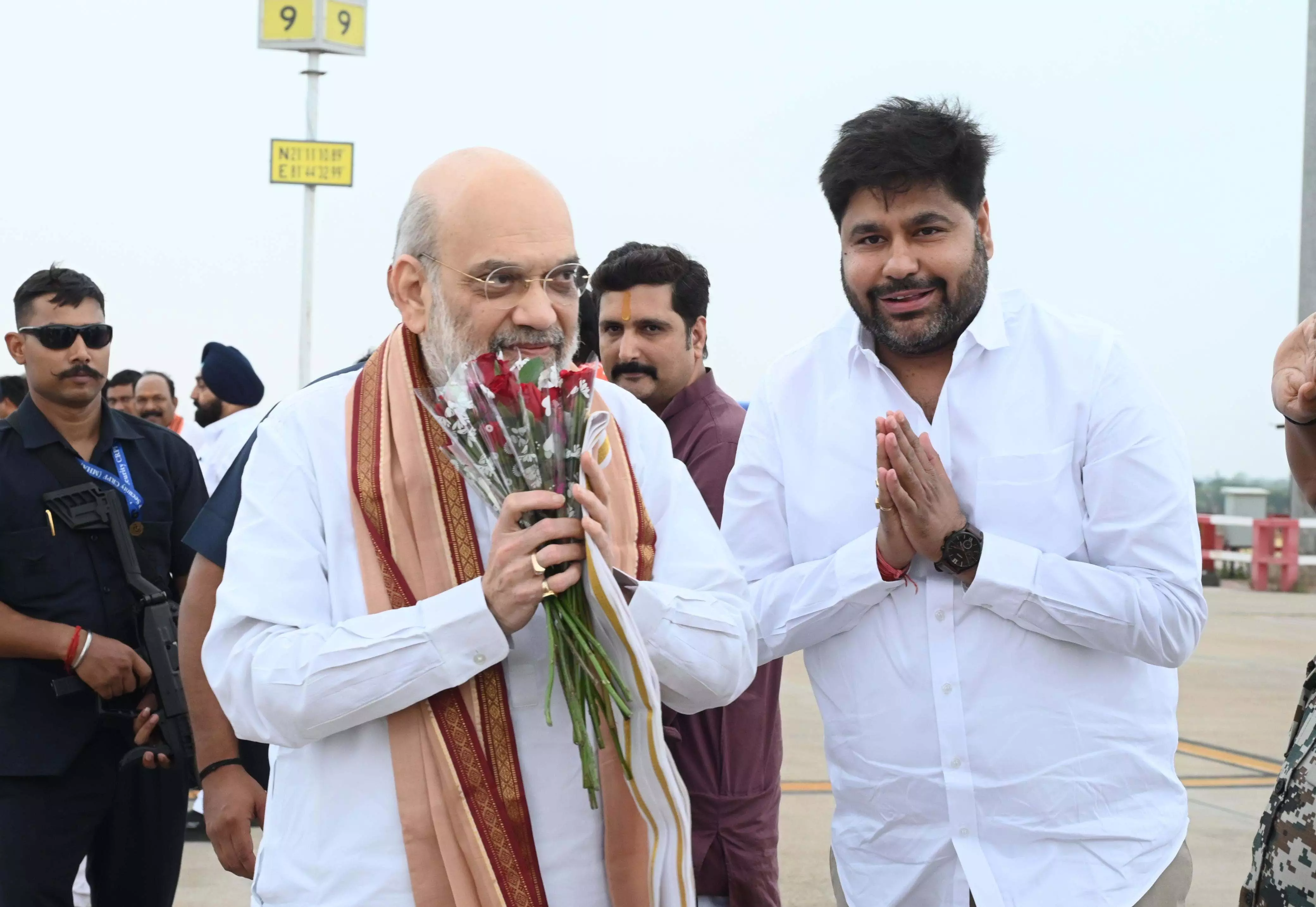 अमित शाह का छत्तीसगढ़ दौरा संपन्न, आकाश विग ने दी विदाई अमित शाह का छत्तीसगढ़ दौरा संपन्न, आकाश विग ने दी विदाई