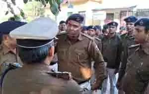 Khagaria में मां-बेटे की हत्या, हमले के पीछे जमीन विवाद का संदेह Khagaria में मां-बेटे की हत्या, हमले के पीछे जमीन विवाद का संदेह