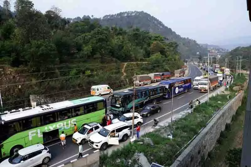 Kiratpur-Manali चार लेन राजमार्ग पर सुरंग परियोजना को सरकार की मंजूरी का इंतजार Kiratpur-Manali चार लेन राजमार्ग पर सुरंग परियोजना को सरकार की मंजूरी का इंतजार
