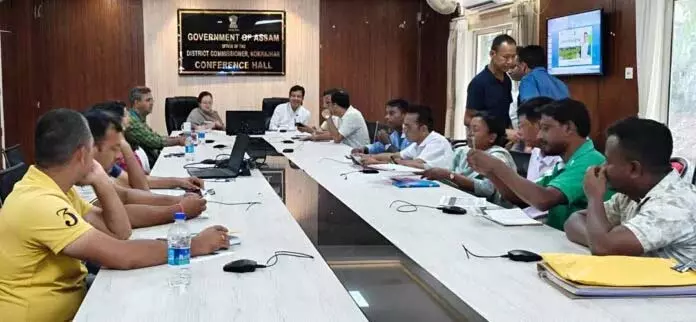 Assam: एती कोली दुती पात योजना पर समीक्षा बैठक आयोजित Assam: एती कोली दुती पात योजना पर समीक्षा बैठक आयोजित