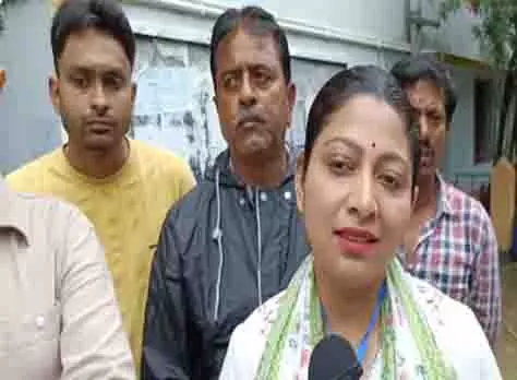 पश्चिम बंगाल में कालीगंज विधानसभा उपचुनाव में टीएमसी की अलीफा अहमद ने जीत हासिल की पश्चिम बंगाल में कालीगंज विधानसभा उपचुनाव में टीएमसी की अलीफा अहमद ने जीत हासिल की