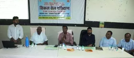 सरकारी अस्पताल में पूरे लगन और समर्पित होकर कार्य करें: कलेक्टर कन्नौजे सरकारी अस्पताल में पूरे लगन और समर्पित होकर कार्य करें: कलेक्टर कन्नौजे
