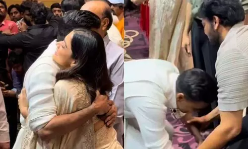 Dhanush : चिरंजीवी के पैर छूकर जीता दिल, रश्मिका-नागार्जुन संग तस्वीरें वायरल