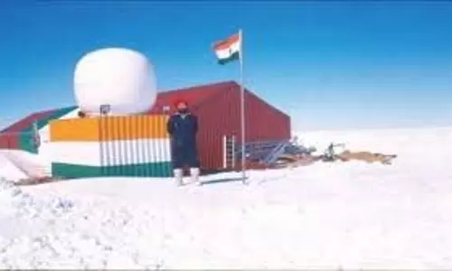 Lubbock अंटार्कटिका की शीत ऋतु खोजकर्ताओं को पागल कर रही Lubbock अंटार्कटिका की शीत ऋतु खोजकर्ताओं को पागल कर रही