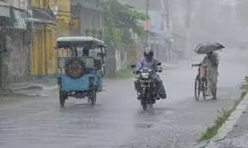 गर्मी-उमस से राहत, अगले तीन दिन भारी बारिश और तेज हवाओं का अलर्ट गर्मी-उमस से राहत, अगले तीन दिन भारी बारिश और तेज हवाओं का अलर्ट