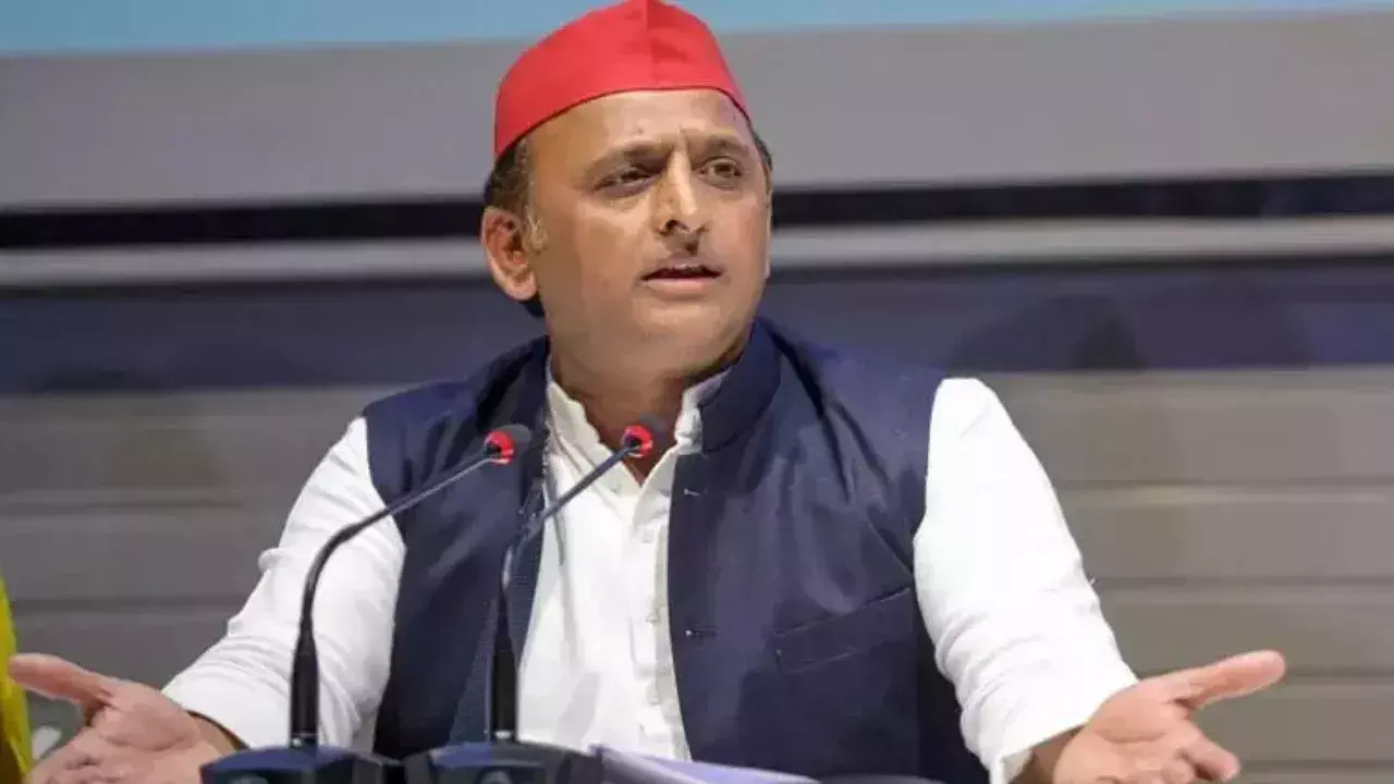 Lucknow: महिलाओं को मिलेगा 3000 रु प्रतिमाह, सपा का चुनावी वादा Lucknow: महिलाओं को मिलेगा 3000 रु प्रतिमाह, सपा का चुनावी वादा