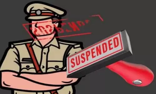 चोरी के आरोपी की मौत से सनसनी, कालाअंब थाने में दो पुलिस कर्मचारी निलंबित चोरी के आरोपी की मौत से सनसनी, कालाअंब थाने में दो पुलिस कर्मचारी निलंबित