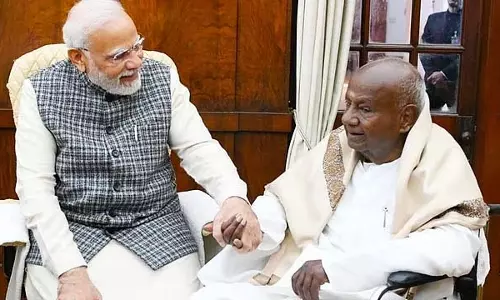 आम की कीमतों में गिरावट: HD देवेगौड़ा ने PM मोदी से किसानों की मदद करने की अपील की आम की कीमतों में गिरावट: HD देवेगौड़ा ने PM मोदी से किसानों की मदद करने की अपील की