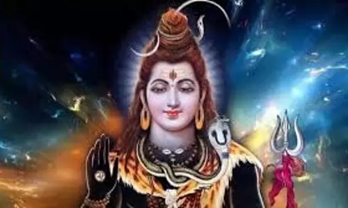 धर्म: भगवान शिव के ये मंत्र तन, मन और धन से जुड़ी सभी परेशानियां दूर करते हैं धर्म: भगवान शिव के ये मंत्र तन, मन और धन से जुड़ी सभी परेशानियां दूर करते हैं