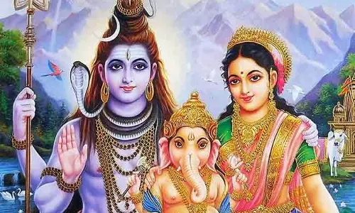 Som Pradosh Vrat: शिव की पूजा से पाएं जीवन में शांति और सफलता, जानें शुभ मुहूर्त और महत्व