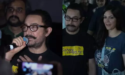 थिएटर में Aamir को देख झूम उठे दर्शक, फोटो और सेल्फी का दौर