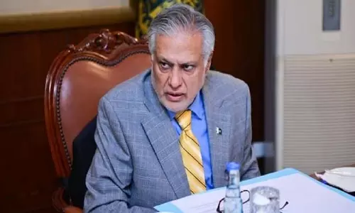 पाकिस्तानी नेताओं ने ट्रम्प के नोबेल शांति पुरस्कार नामांकन की समीक्षा की मांग की पाकिस्तानी नेताओं ने ट्रम्प के नोबेल शांति पुरस्कार नामांकन की समीक्षा की मांग की