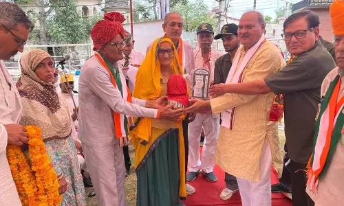 Haryana : रेज़ांग ला यात्रा बलिदान को सलाम करती है Haryana : रेज़ांग ला यात्रा बलिदान को सलाम करती है