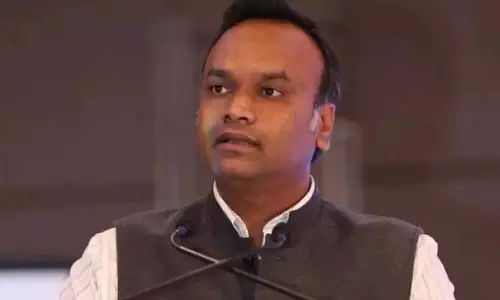 एसडीपीआई ने कर्नाटक के मंत्री की अमेरिका यात्रा के लिए राजनीतिक मंजूरी देने से केंद्र सरकार के इनकार की निंदा की एसडीपीआई ने कर्नाटक के मंत्री की अमेरिका यात्रा के लिए राजनीतिक मंजूरी देने से केंद्र सरकार के इनकार की निंदा की