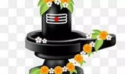 Som Pradosh Vrat 2025: आज सोम प्रदोष व्रत पर करें इन मंत्रों का जाप, दांपत्य जीवन में आएगी शुभता Som Pradosh Vrat 2025: आज सोम प्रदोष व्रत पर करें इन मंत्रों का जाप, दांपत्य जीवन में आएगी शुभता