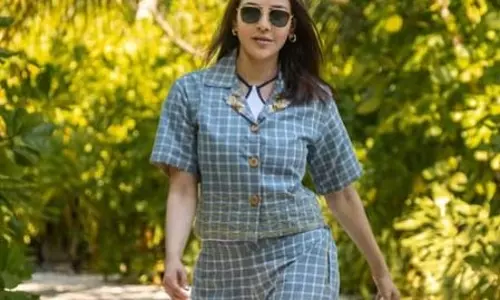 काजल अग्रवाल ने पति और बेटे संग मनाया जन्मदिन, तस्वीरें साझा कर प्रशंसकों का जताया आभार काजल अग्रवाल ने पति और बेटे संग मनाया जन्मदिन, तस्वीरें साझा कर प्रशंसकों का जताया आभार