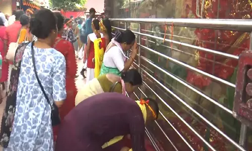 कामाख्या मंदिर में अंबुबाची मेले के लिए उमड़े श्रद्धालु