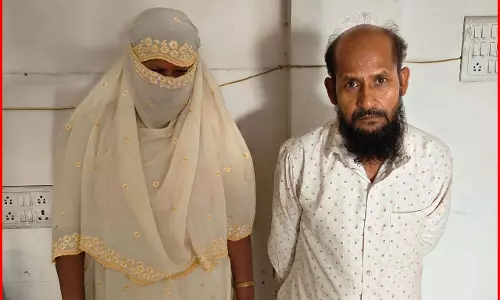 बांग्लादेशी घुसपैठियों का बड़ा खुलासा: फर्जी दस्तावेजों के जरिए रह रहे थे दंपत्ति, पुलिस को मिले अहम सुराग बांग्लादेशी घुसपैठियों का बड़ा खुलासा: फर्जी दस्तावेजों के जरिए रह रहे थे दंपत्ति, पुलिस को मिले अहम सुराग