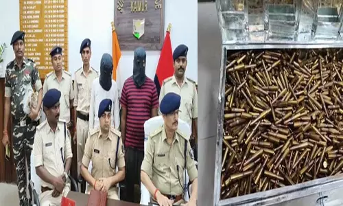 कार की डिक्की से 3,700 जिंदा कारतूस के साथ दो गिरफ्तार कार की डिक्की से 3,700 जिंदा कारतूस के साथ दो गिरफ्तार
