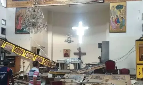 church के अंदर आत्मघाती बम विस्फोट में 15 लोग मारे गए