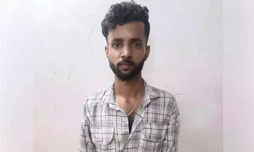 Kerala : हशीश तेल के साथ युवक गिरफ्तार Kerala : हशीश तेल के साथ युवक गिरफ्तार