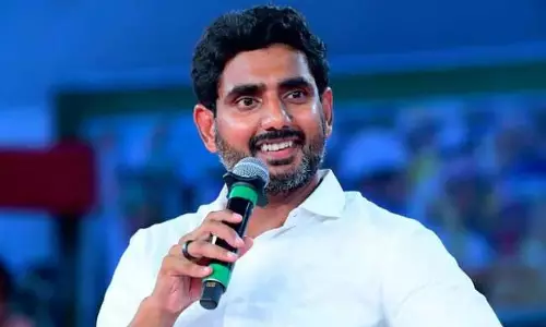 मंत्री नारा लोकेश का बापटला जिले का दौरा TDP नेताओं ने किया स्वागत मंत्री नारा लोकेश का बापटला जिले का दौरा TDP नेताओं ने किया स्वागत