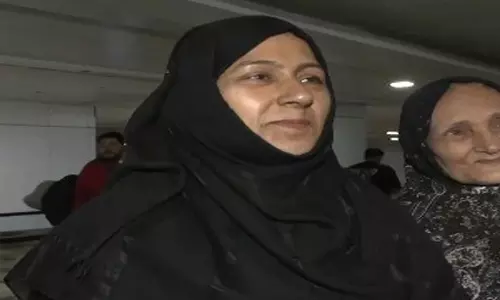 ईरान से लौटे भारतीयों ने ऑपरेशन सिंधु और पीएम मोदी की जमकर तारीफ की ईरान से लौटे भारतीयों ने ऑपरेशन सिंधु और पीएम मोदी की जमकर तारीफ की