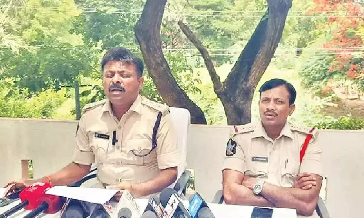 Andhra: भूमि विवाद मामले में अंतरराज्यीय जालसाज गिरफ्तार