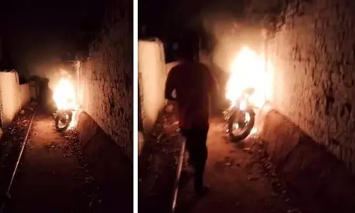 जबलपुर में अपनी ताकत दिखाने के लिए बदमाशों ने बाइक में आग लगाई, कारों में तोड़फोड़ की, कैमरे में कैद