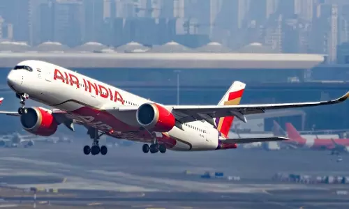 तकनीकी खराबी: जम्मू जा रहा एयर इंडिया का विमान बिना उतरे दिल्ली लौटा तकनीकी खराबी: जम्मू जा रहा एयर इंडिया का विमान बिना उतरे दिल्ली लौटा