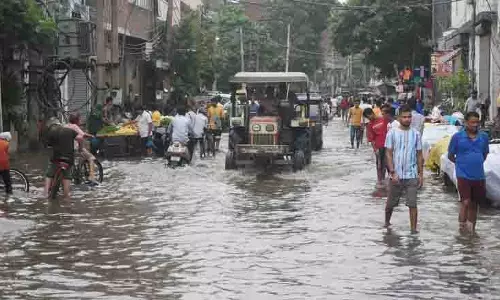 Ludhiana में 49 मिमी बारिश दर्ज, यात्रियों को परेशानी Ludhiana में 49 मिमी बारिश दर्ज, यात्रियों को परेशानी
