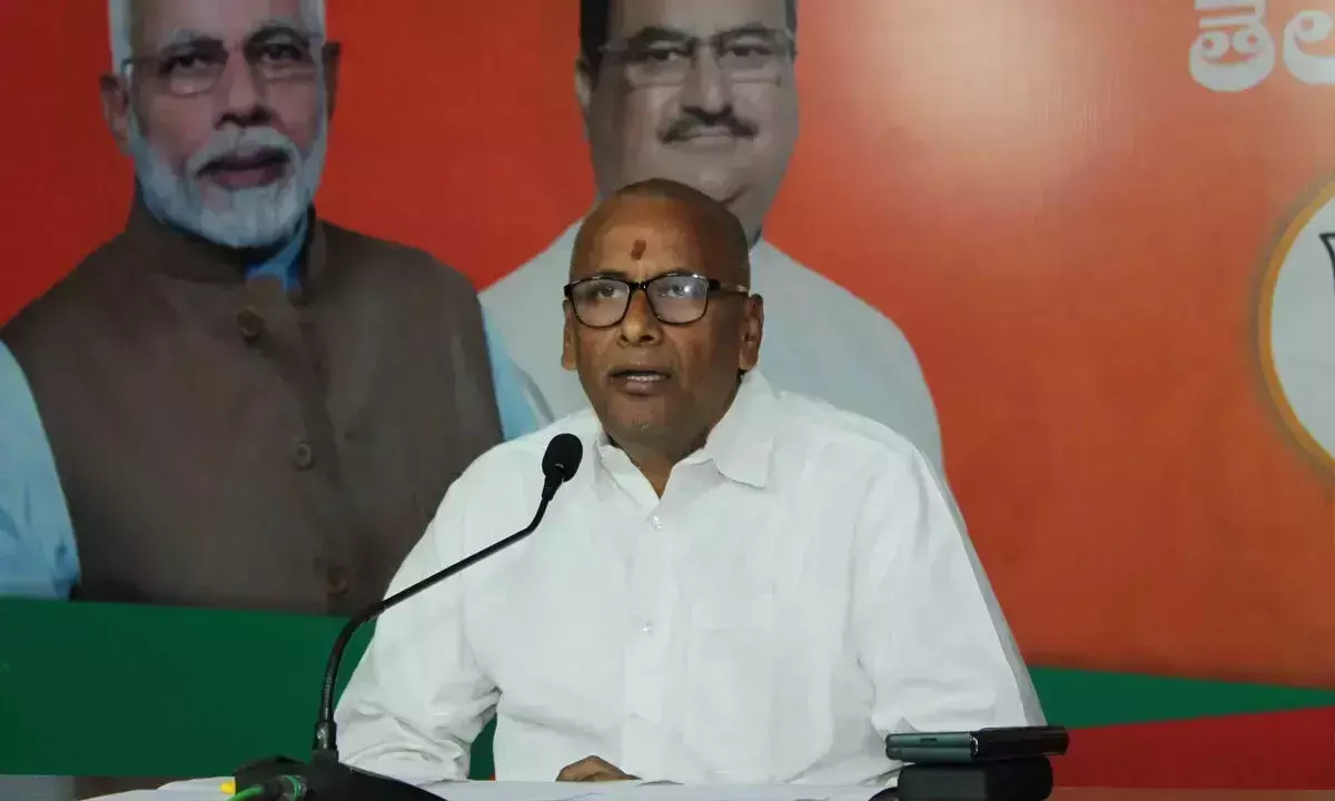‘KCR KLIP’ में अनियमितताओं से अपना पल्ला झाड़ने की कोशिश कर रहे हैं’