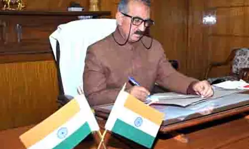 Himachal CM ने बीबीएमबी परियोजनाओं से 12 प्रतिशत मुफ्त बिजली मांगी Himachal CM ने बीबीएमबी परियोजनाओं से 12 प्रतिशत मुफ्त बिजली मांगी