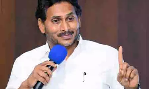 चंद्रबाबू नायडू ने राजनीति का स्तर गिरा दिया: Jagan