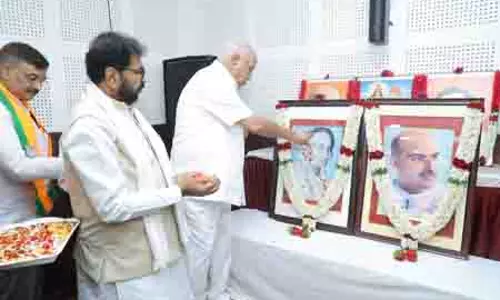BJP ने श्यामा प्रसाद मुखर्जी, कर्नाटक केसरी जगन्नाथ राव जोशी को दी श्रद्धांजलि BJP ने श्यामा प्रसाद मुखर्जी, कर्नाटक केसरी जगन्नाथ राव जोशी को दी श्रद्धांजलि