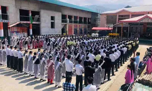 Rajgarh के सरकारी स्कूल में 24 छात्राओं ने शिक्षक पर यौन उत्पीड़न का आरोप लगाया Rajgarh के सरकारी स्कूल में 24 छात्राओं ने शिक्षक पर यौन उत्पीड़न का आरोप लगाया