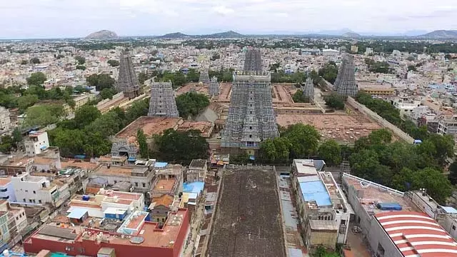 Tamil Nadu : मीनाक्षी सुंदरेश्वर मंदिर में 14 जुलाई को भगवान शिव के दर्शन रद्द Tamil Nadu : मीनाक्षी सुंदरेश्वर मंदिर में 14 जुलाई को भगवान शिव के दर्शन रद्द