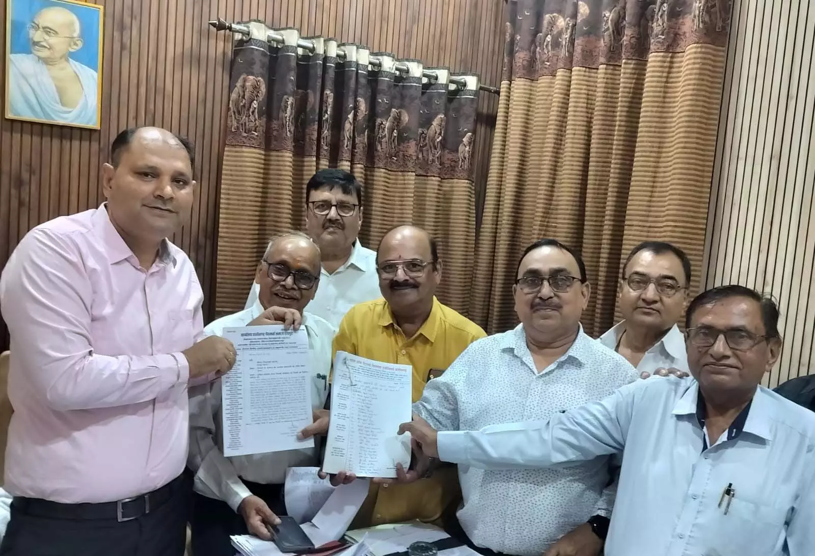 छत्तीसगढ़ के 4 हजार पेंशनरों ने पीएम मोदी को लिखा पत्र छत्तीसगढ़ के 4 हजार पेंशनरों ने पीएम मोदी को लिखा पत्र