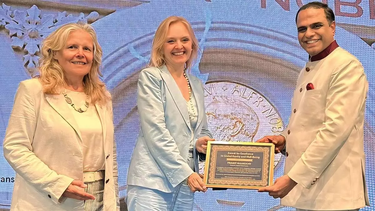 इंदौर के NRI प्रमित को नोबेल शांति केंद्र, नॉर्वे में सामाजिक नवाचार और कल्याण पुरस्कार मिला इंदौर के NRI प्रमित को नोबेल शांति केंद्र, नॉर्वे में सामाजिक नवाचार और कल्याण पुरस्कार मिला
