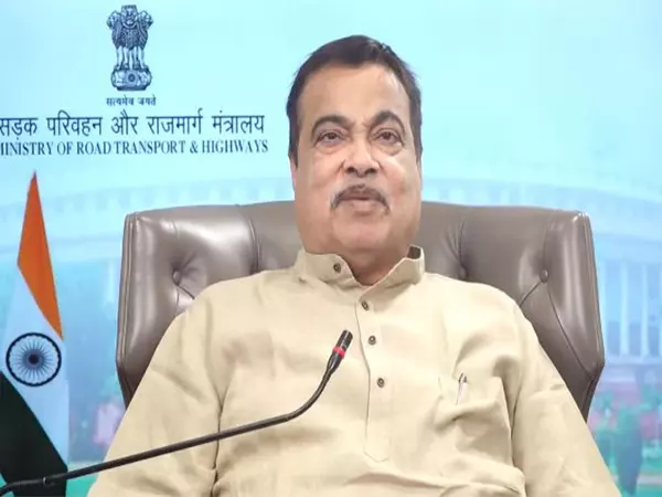 फंड की कमी कोई बाधा नहीं है, केवल क्रियान्वयन की गति ही समस्या है: Nitin Gadkari फंड की कमी कोई बाधा नहीं है, केवल क्रियान्वयन की गति ही समस्या है: Nitin Gadkari