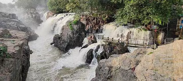 Okanakkal में जल प्रवाह घटकर 12,000 क्यूबिक फीट रह गया Okanakkal में जल प्रवाह घटकर 12,000 क्यूबिक फीट रह गया