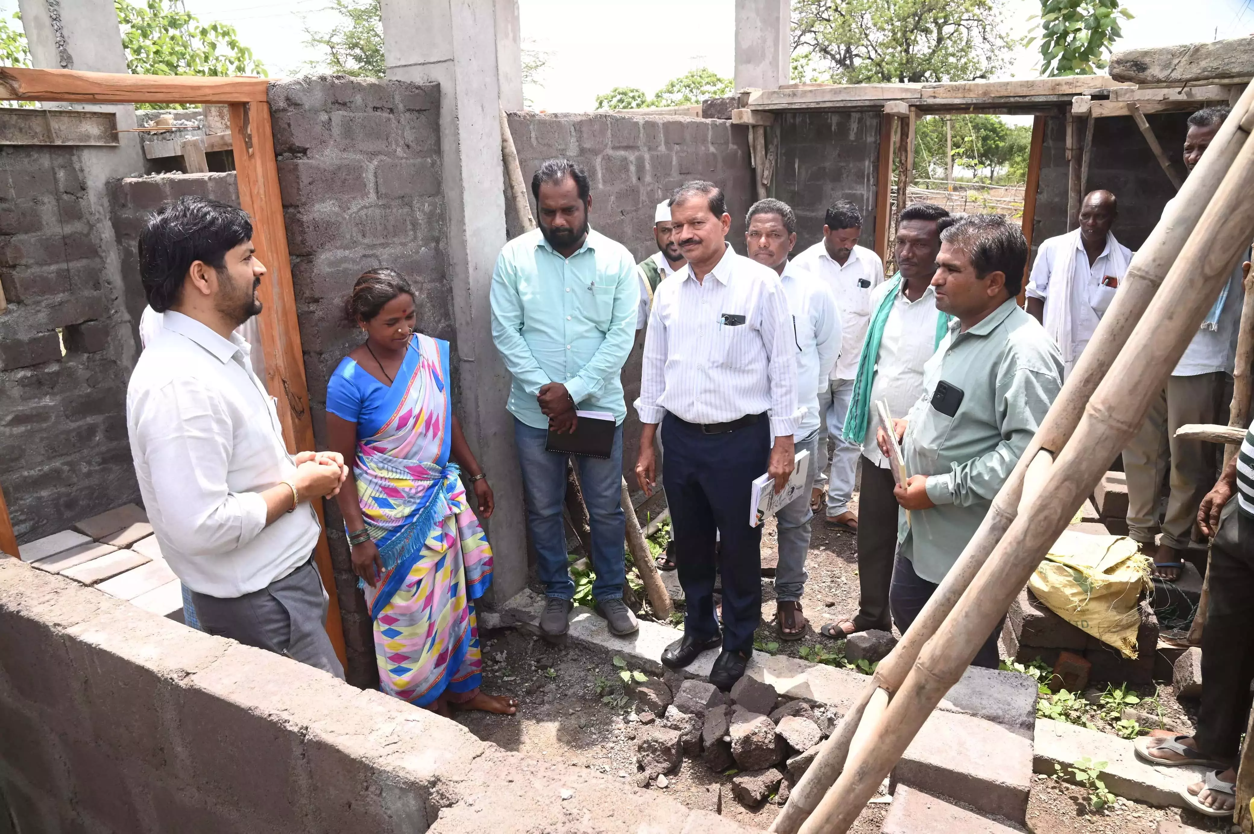 Telangana: इंदिराम्मा हाउसिंग लाभार्थियों ने निर्माण कार्य शुरू किया Telangana: इंदिराम्मा हाउसिंग लाभार्थियों ने निर्माण कार्य शुरू किया