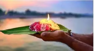 Ashadha Amavasya: आषाढ़ अमावस्या पर करें विशेष चालीसा का पाठ, प्रसन्न होकर पितर देंगे आशीर्वाद Ashadha Amavasya: आषाढ़ अमावस्या पर करें विशेष चालीसा का पाठ, प्रसन्न होकर पितर देंगे आशीर्वाद